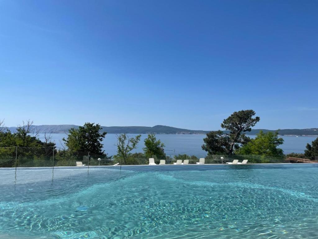 Sea House Pool & Jacuzzi - Privilege Point Camping & Villas Selce Eksteriør billede